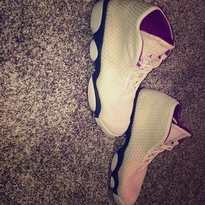 Jordan 12 used doesn’t come with box